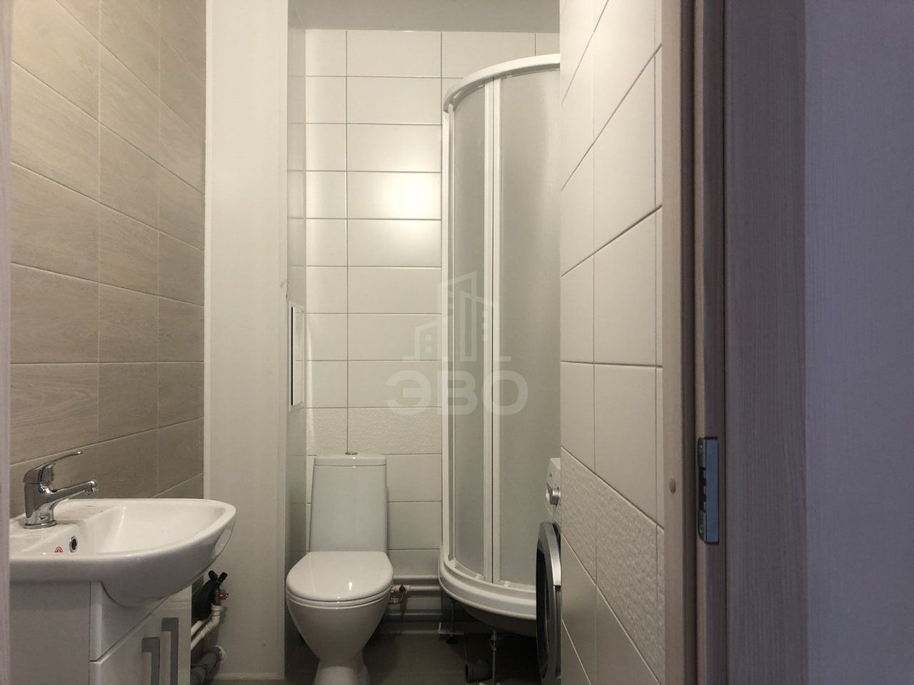 однокомнатная квартира в Санкт-Петербурге по адресу: Генерала Кравченко ул., 3, к 1