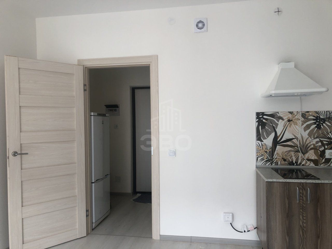 однокомнатная квартира в Санкт-Петербурге по адресу: Генерала Кравченко ул., 3, к 1