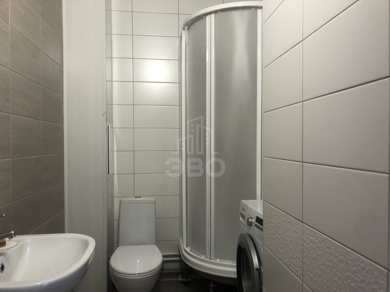 однокомнатная квартира в Санкт-Петербурге по адресу: Генерала Кравченко ул., 3, к 1