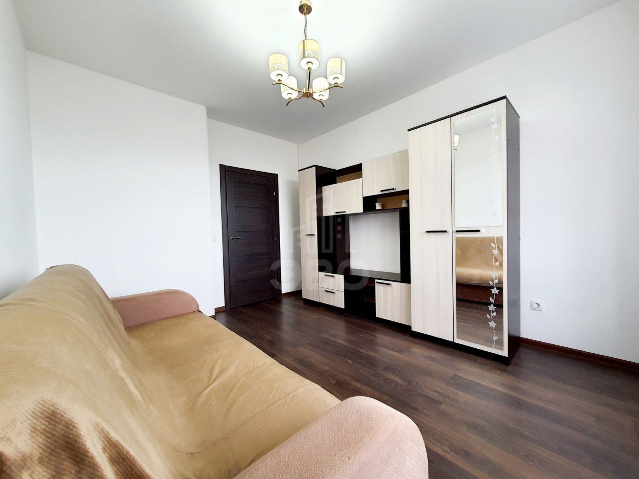 однокомнатная квартира в Санкт-Петербурге по адресу: Октябрьская наб., 34, к 5