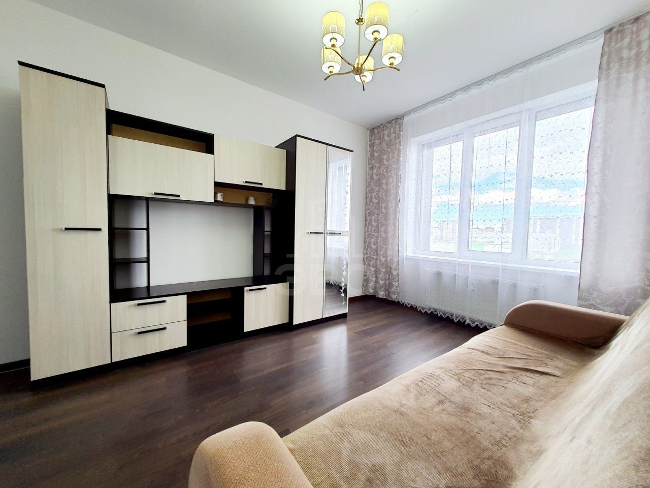 однокомнатная квартира в Санкт-Петербурге по адресу: Октябрьская наб., 34, к 5