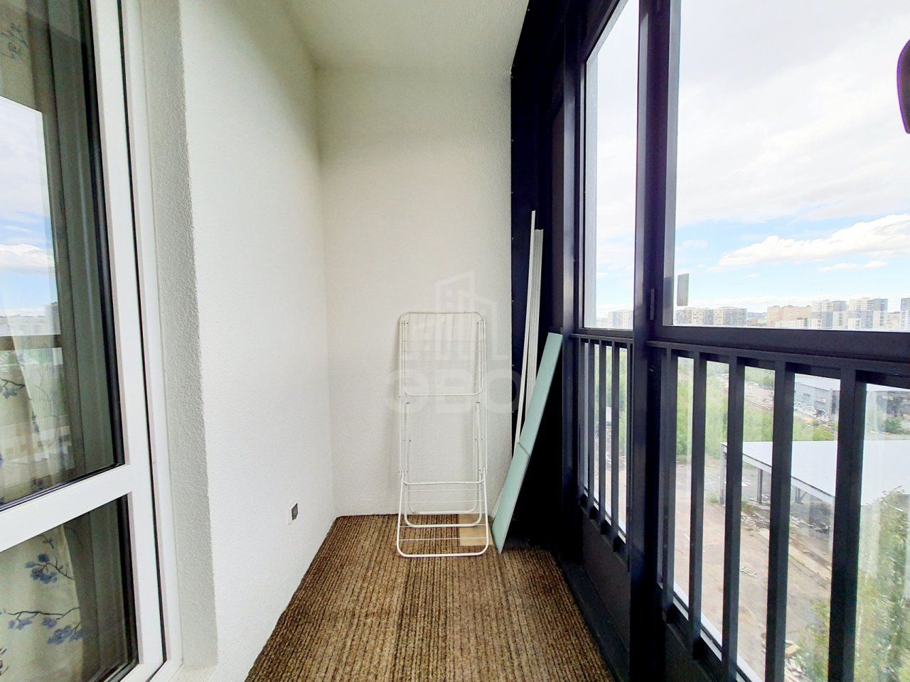 однокомнатная квартира в Санкт-Петербурге по адресу: Октябрьская наб., 34, к 5