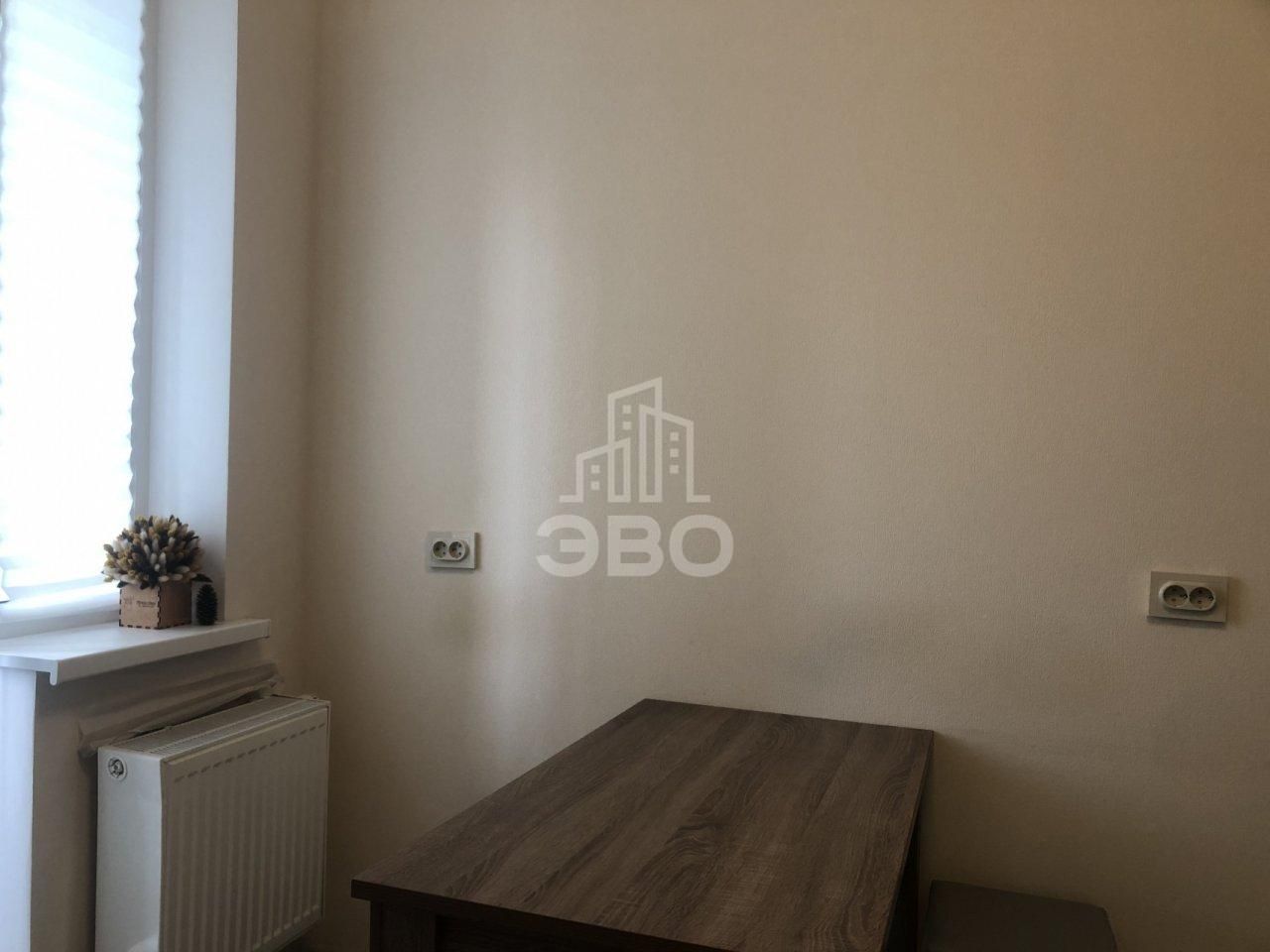 однокомнатная квартира в Санкт-Петербурге по адресу: Малая Митрофаньевская ул., 5, к 1