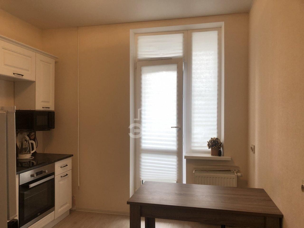 однокомнатная квартира в Санкт-Петербурге по адресу: Малая Митрофаньевская ул., 5, к 1