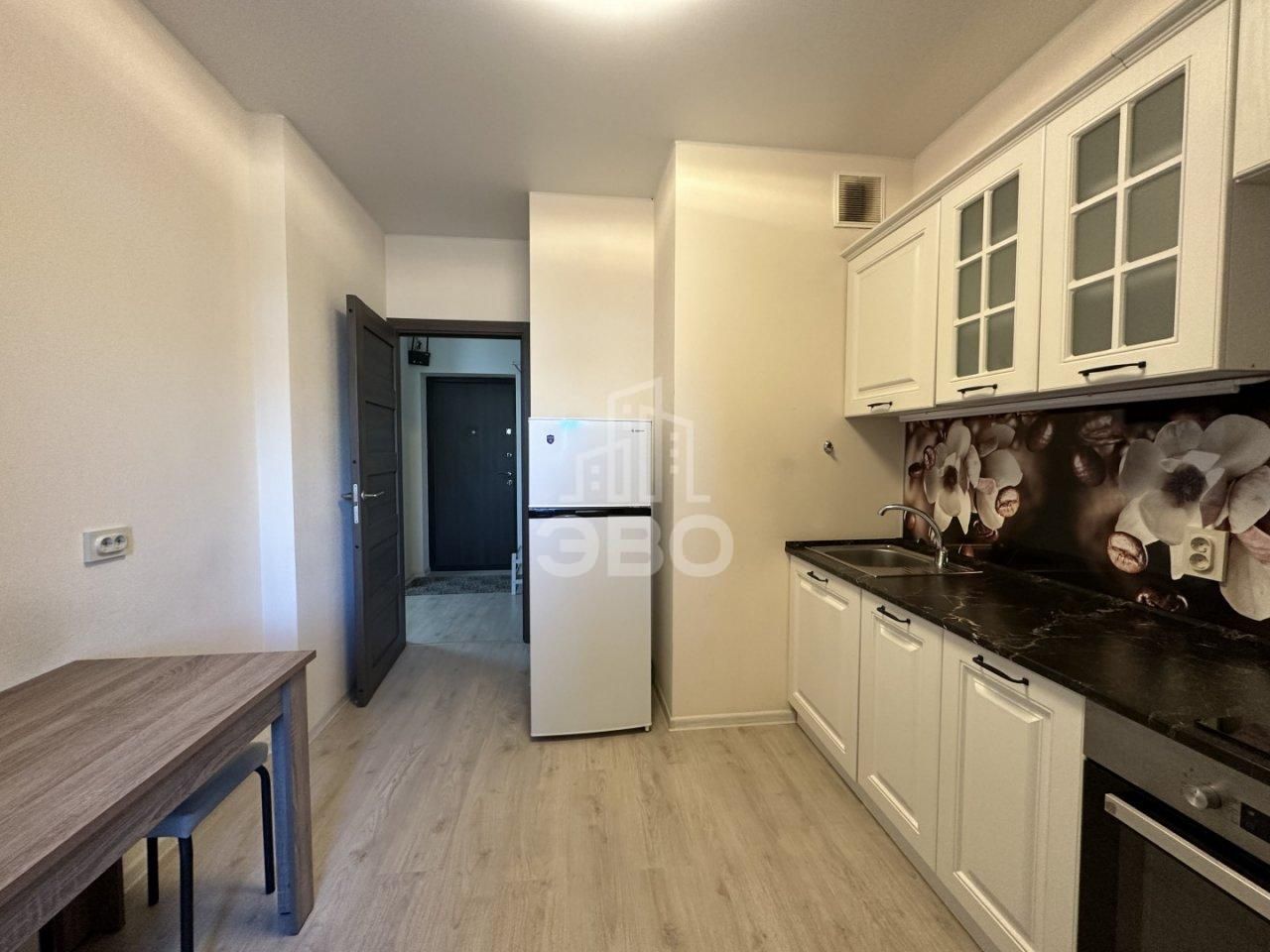 однокомнатная квартира в Санкт-Петербурге по адресу: Малая Митрофаньевская ул., 5, к 1