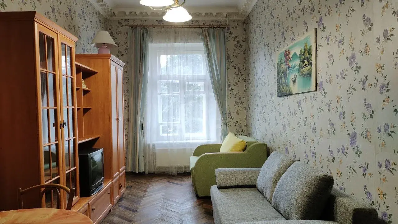 комната в Санкт-Петербурге по адресу: Садовая ул., 105