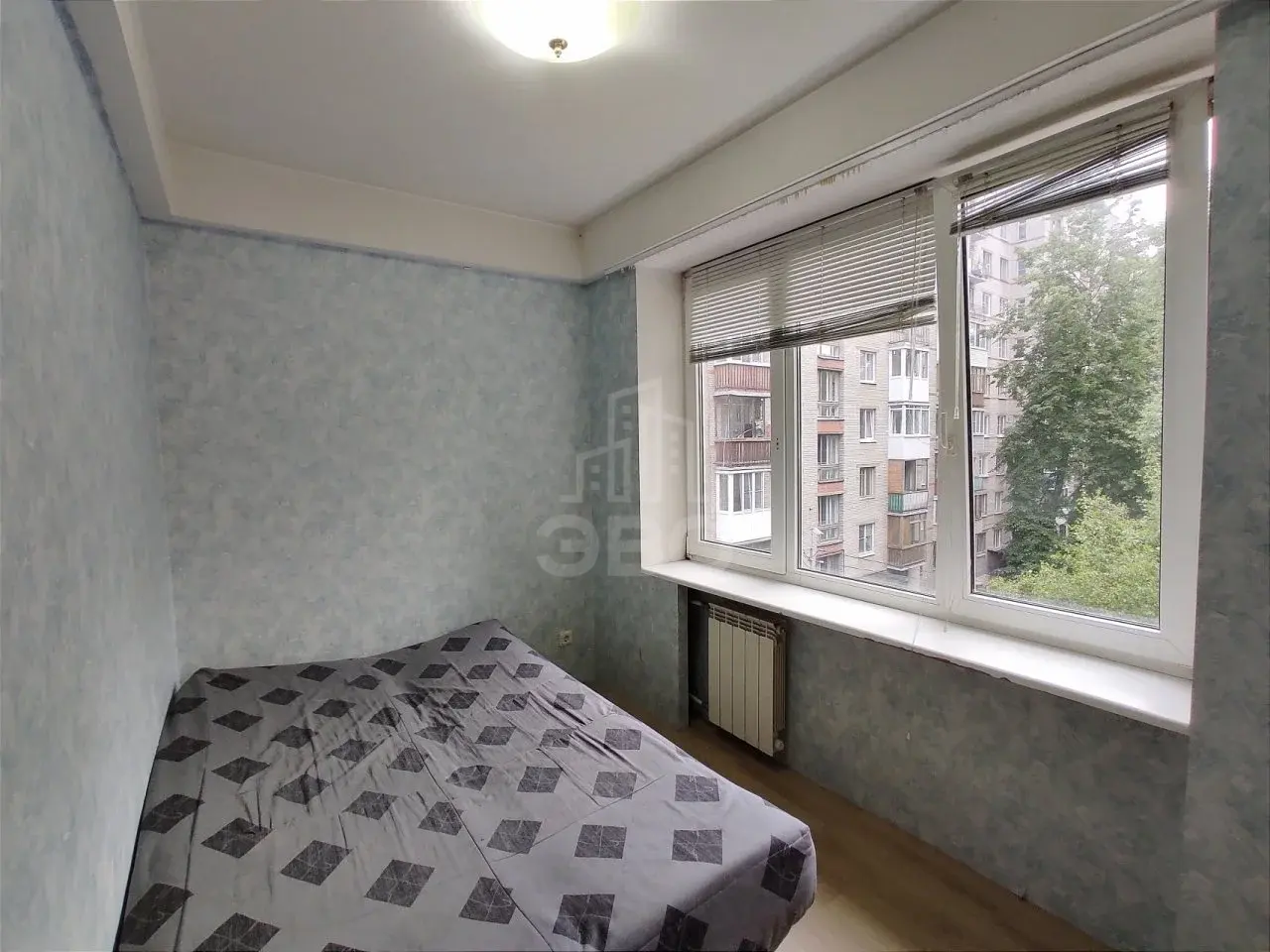 однокомнатная квартира в Санкт-Петербурге по адресу: Партизана Германа ул., 10, к 4