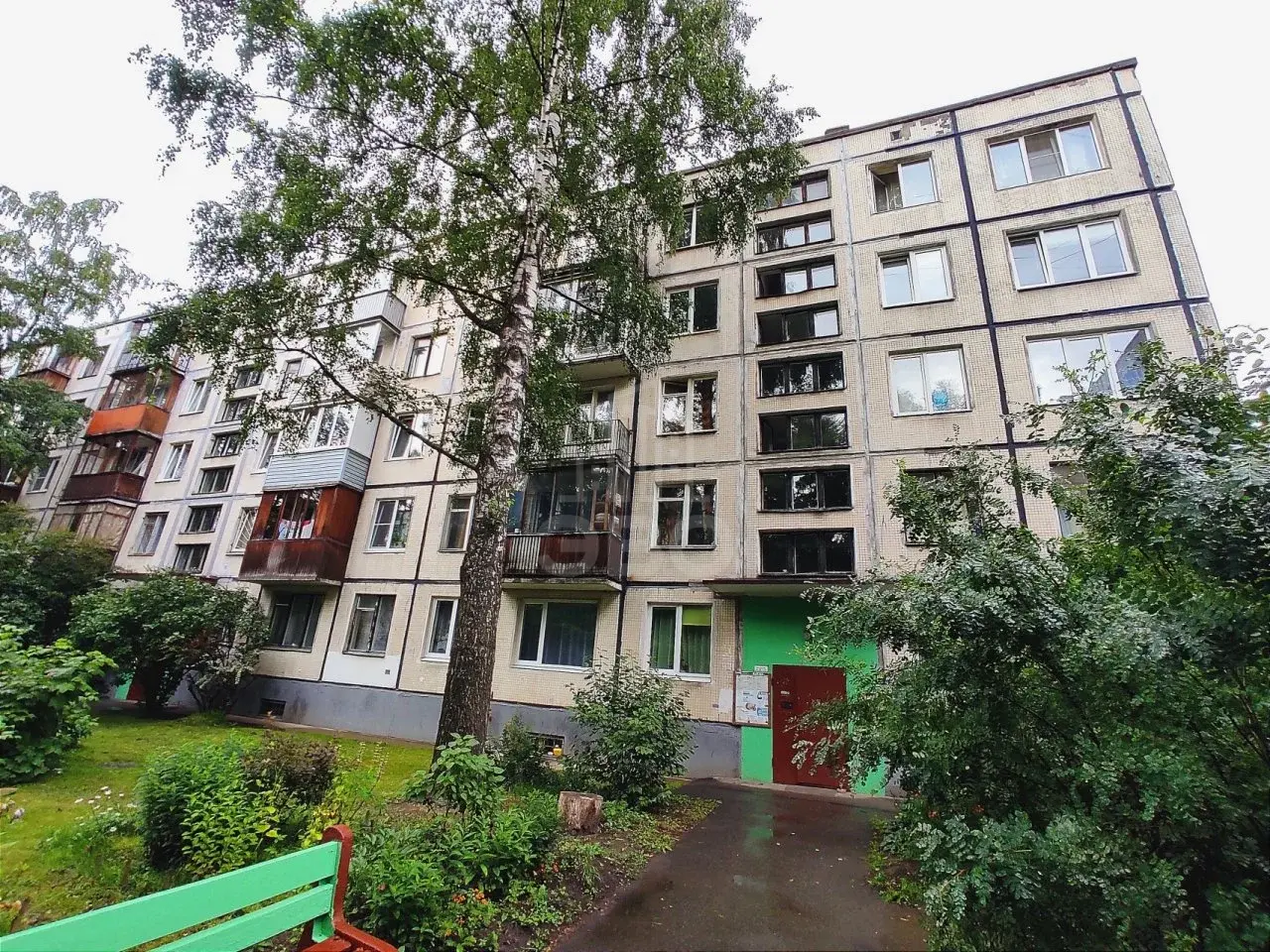 однокомнатная квартира в Санкт-Петербурге по адресу: Партизана Германа ул., 10, к 4