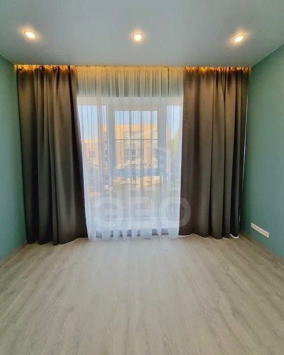 трехкомнатная квартира в Санкт-Петербурге по адресу: Новая ул., 51, к 64