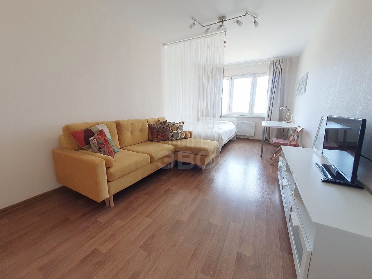 однокомнатная квартира в Санкт-Петербурге по адресу: Парашютная ул., 61, к 1