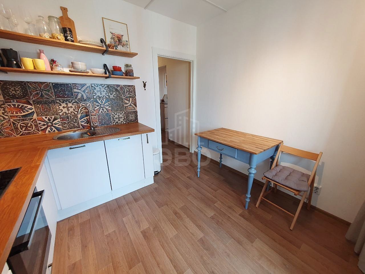 однокомнатная квартира в Санкт-Петербурге по адресу: Парашютная ул., 61, к 1