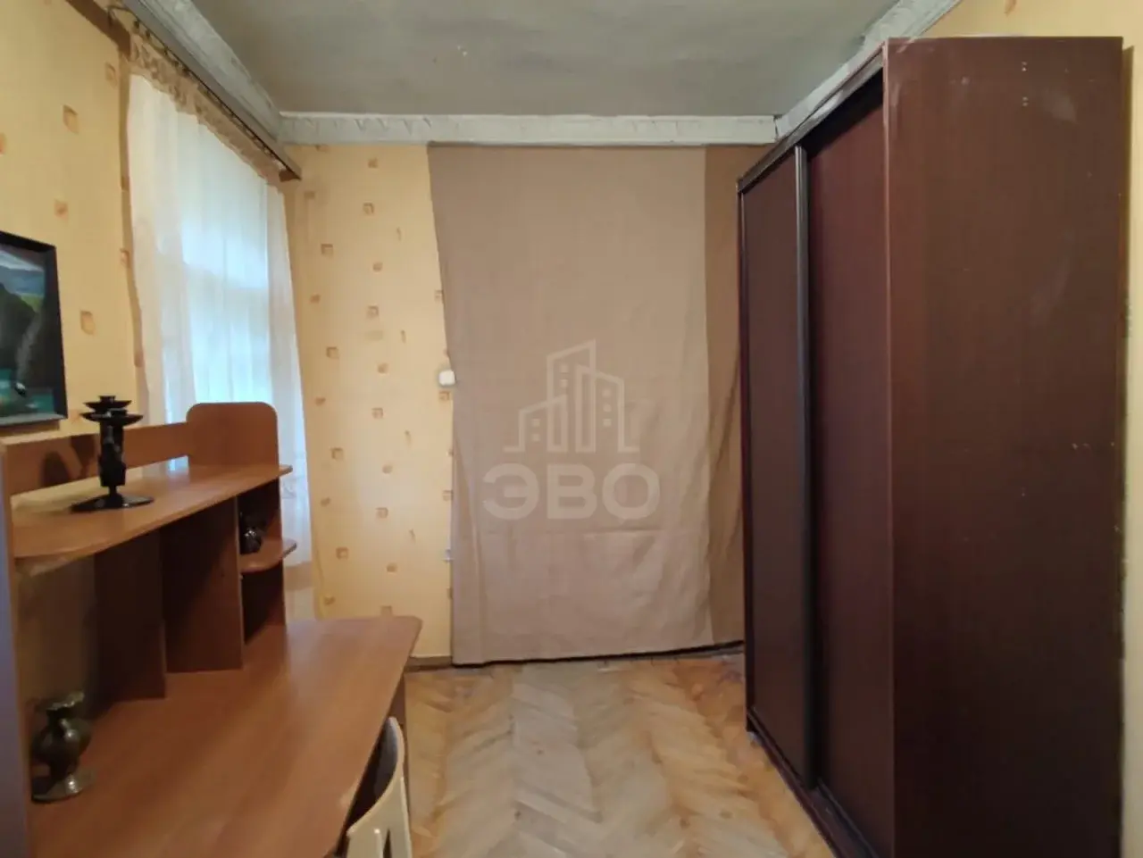 трехкомнатная квартира в Санкт-Петербурге по адресу: Московское ш., 44, к 8