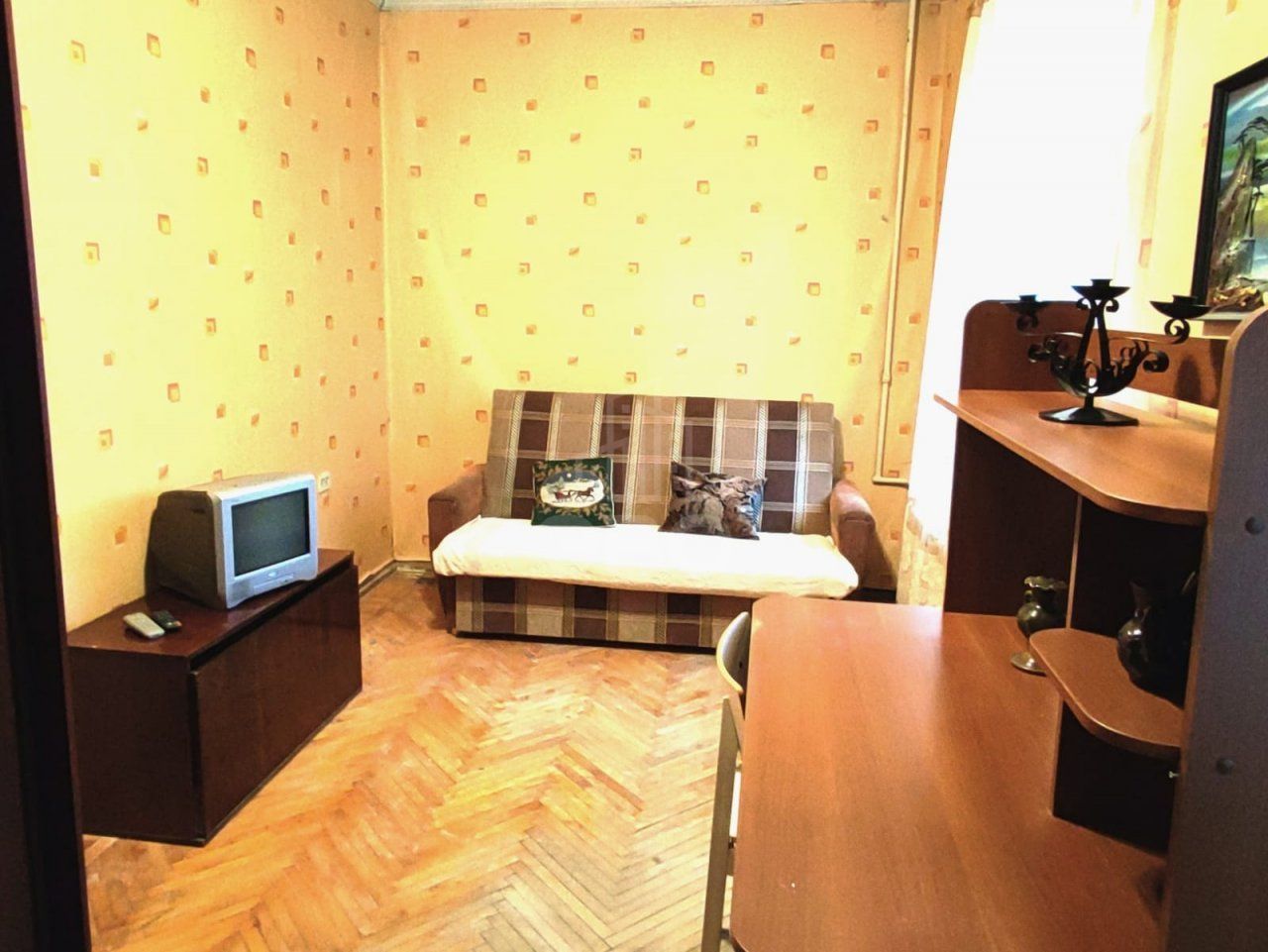 трехкомнатная квартира в Санкт-Петербурге по адресу: Московское ш., 44, к 8