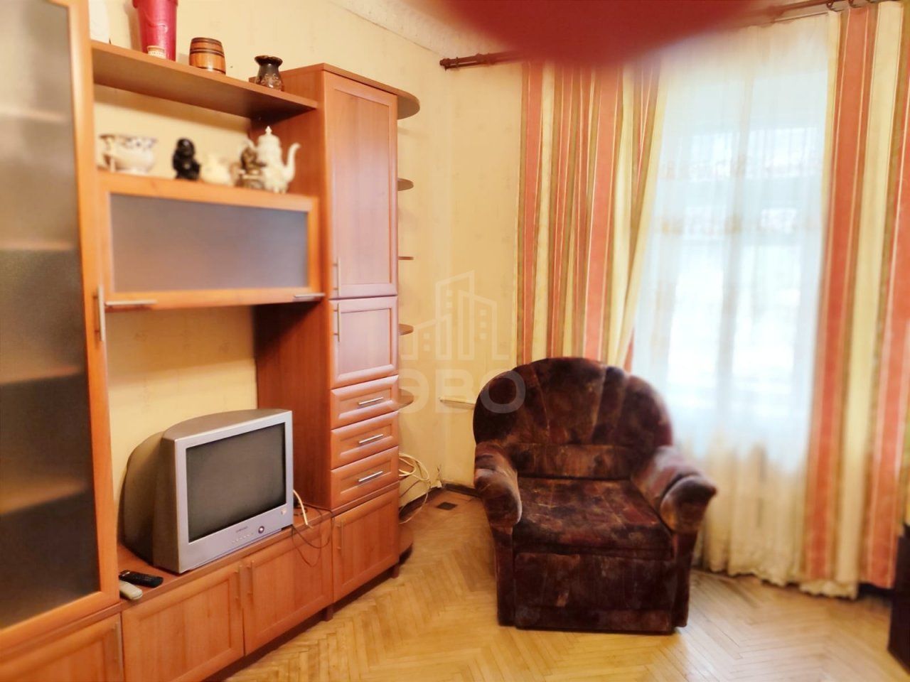 трехкомнатная квартира в Санкт-Петербурге по адресу: Московское ш., 44, к 8