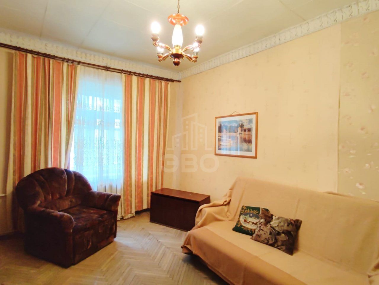 трехкомнатная квартира в Санкт-Петербурге по адресу: Московское ш., 44, к 8