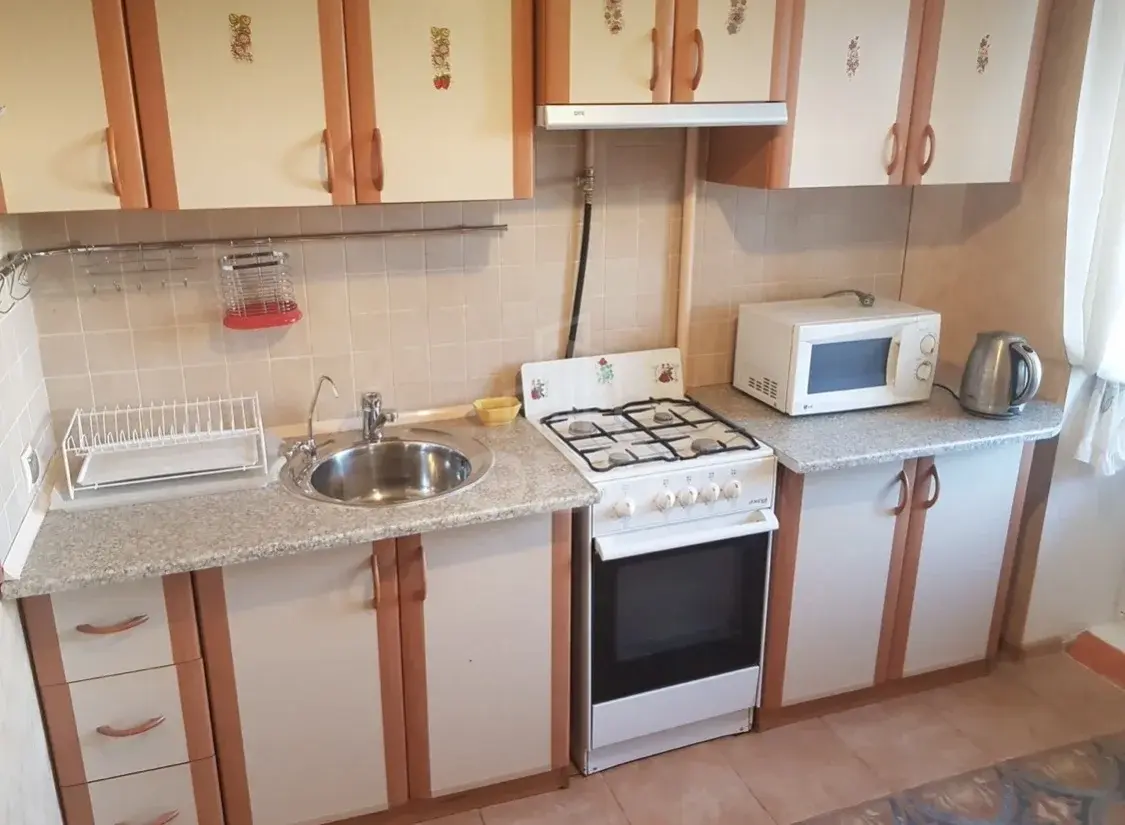 двухкомнатная квартира в Санкт-Петербурге по адресу: Культуры проспект, 16, к 1