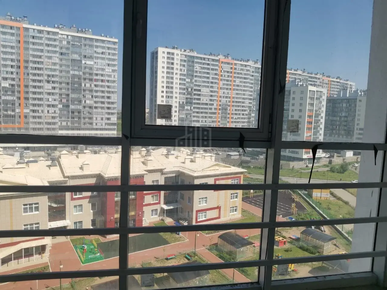 трехкомнатная квартира в Санкт-Петербурге по адресу: Героев проспект, 18, литера А