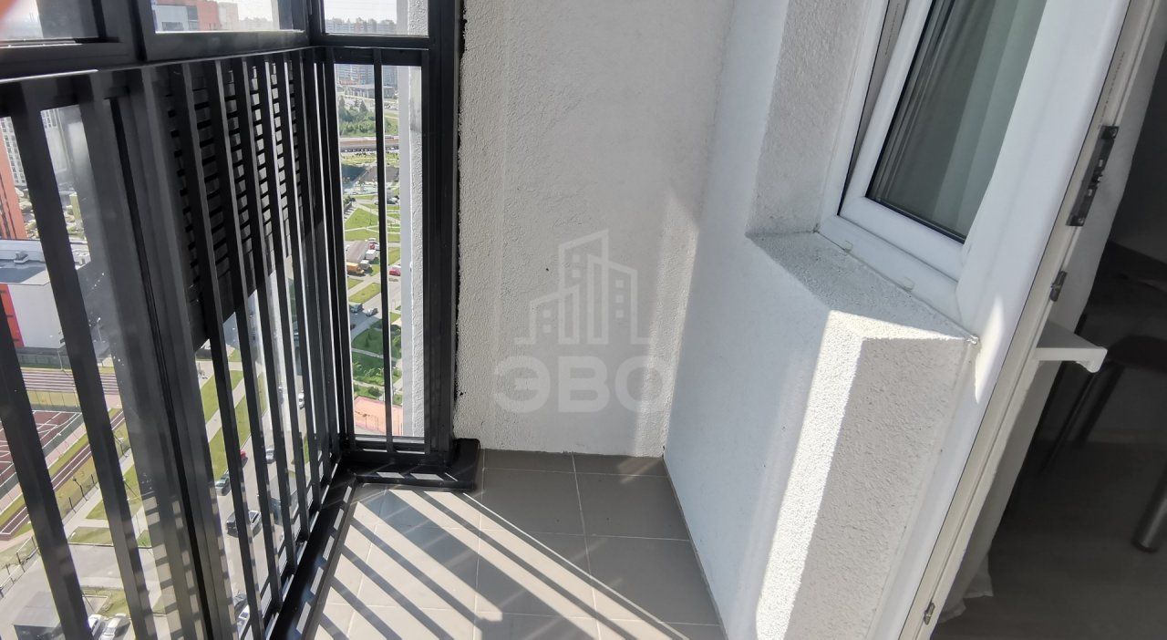 однокомнатная квартира в Санкт-Петербурге по адресу: Лидии Зверевой ул., 3, к 1, литера 1