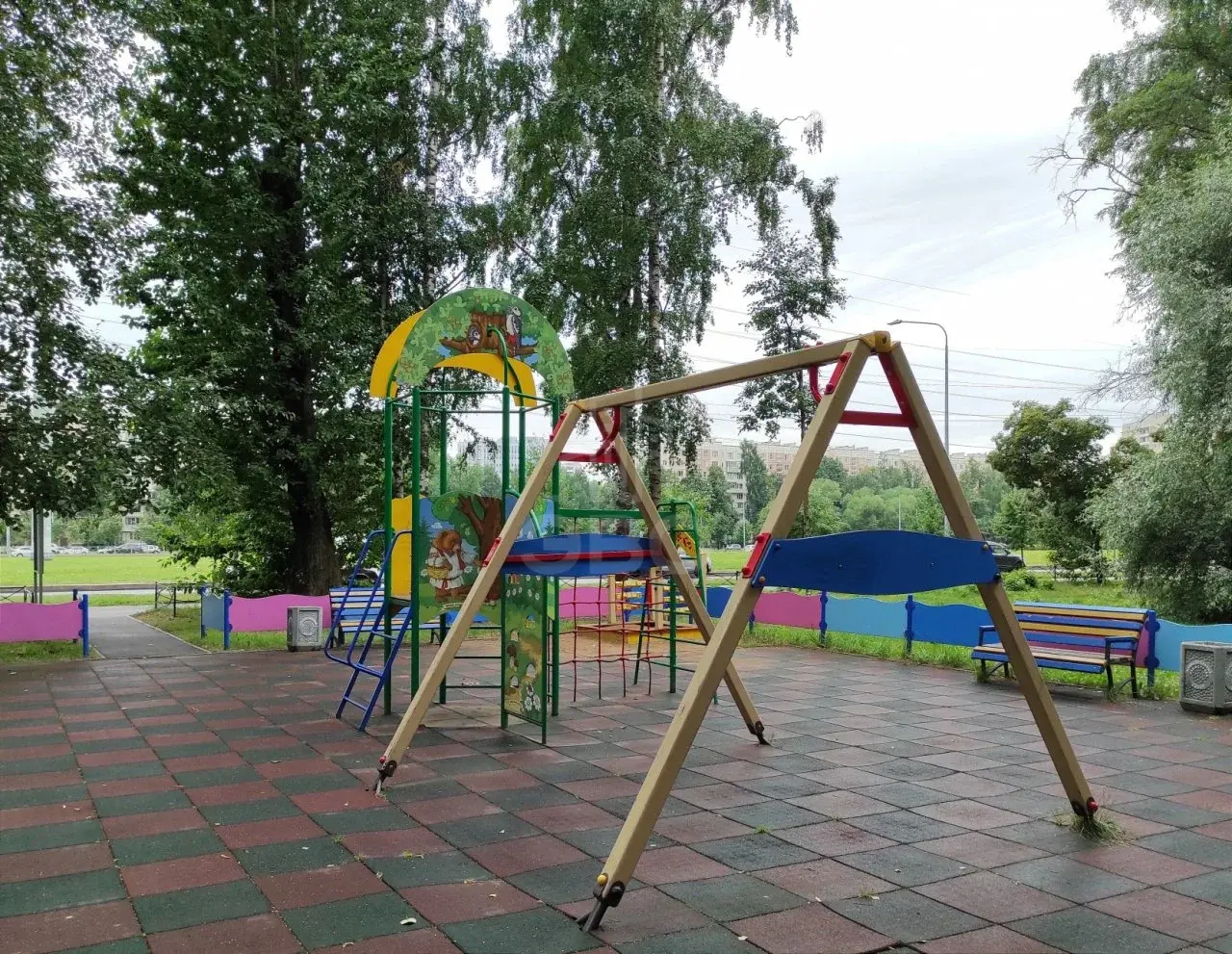 трехкомнатная квартира в Санкт-Петербурге по адресу: Маршала Блюхера проспект, 44