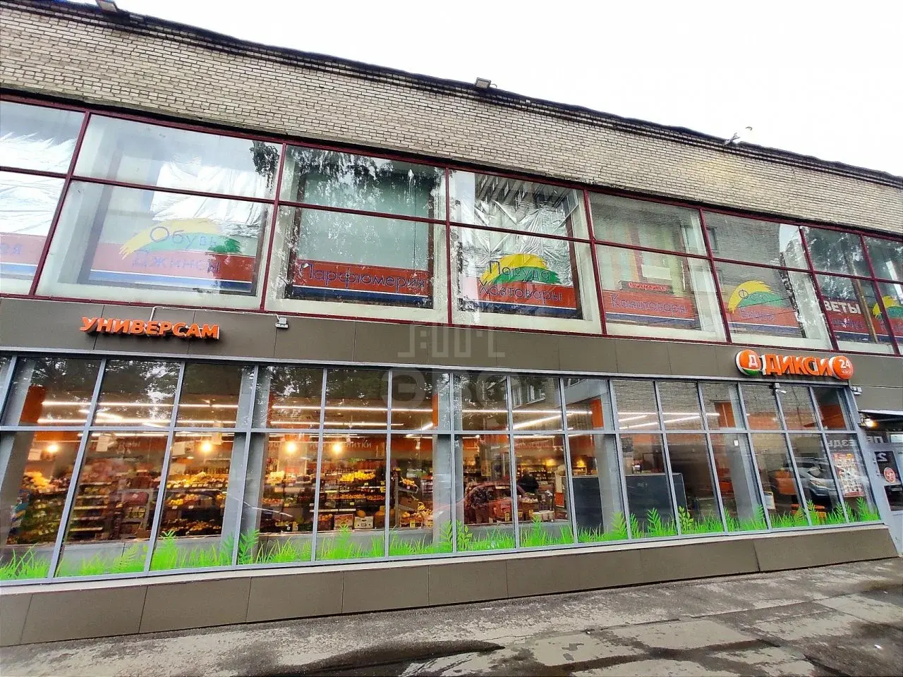трехкомнатная квартира в Санкт-Петербурге по адресу: Маршала Блюхера проспект, 44