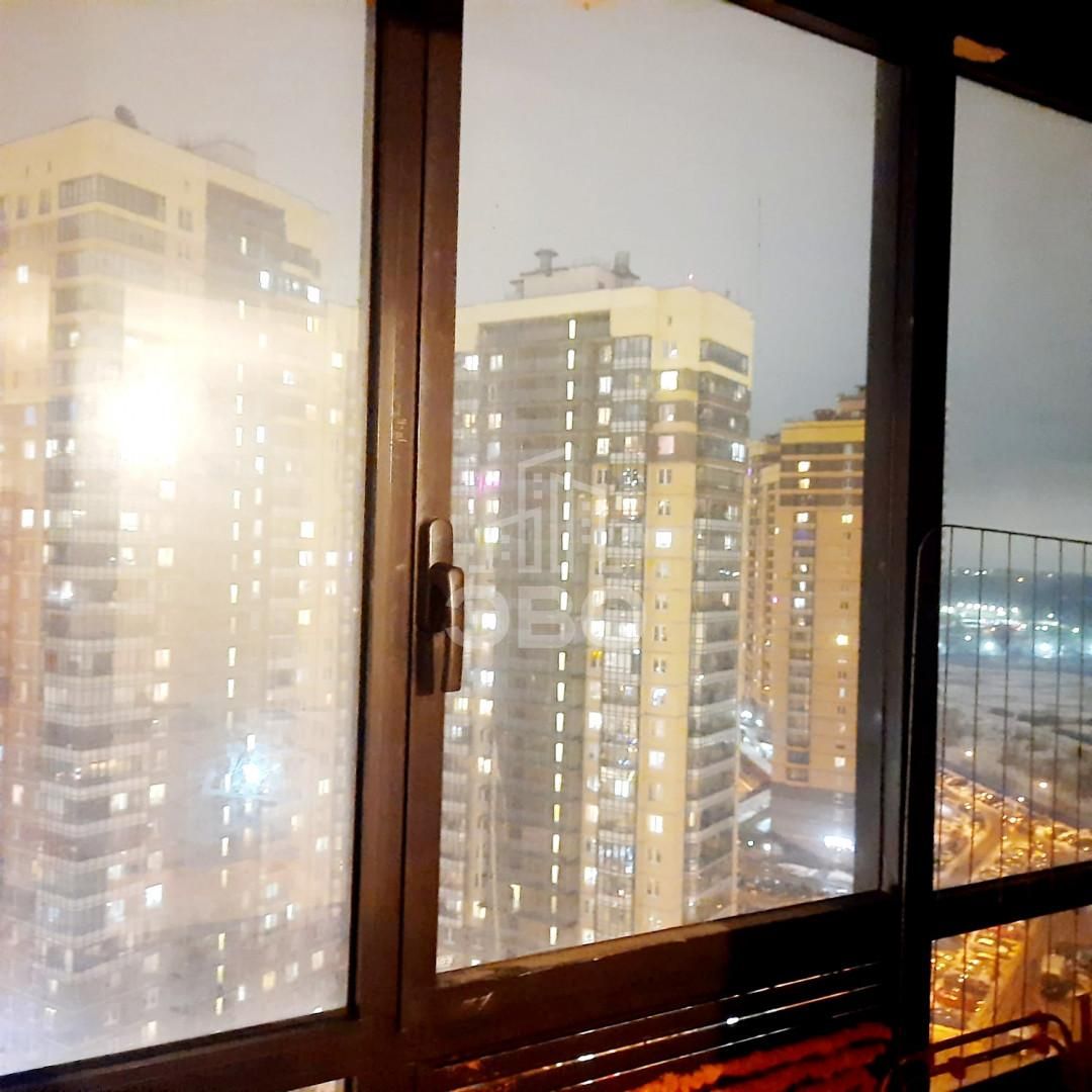 однокомнатная квартира в Санкт-Петербурге по адресу: Заречная ул., 41, к 1