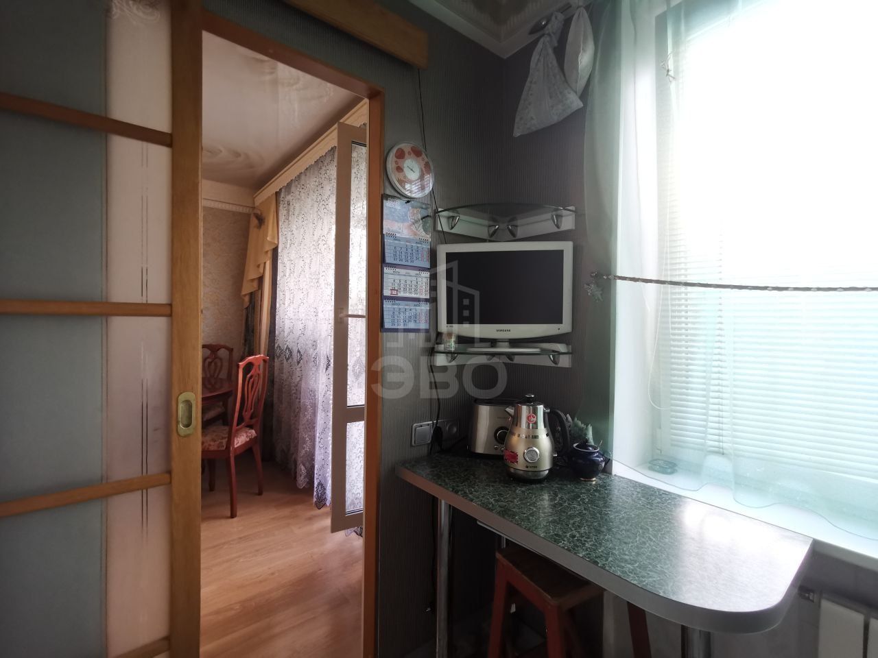 трехкомнатная квартира в Санкт-Петербурге по адресу: Белы Куна ул., 20, к 3