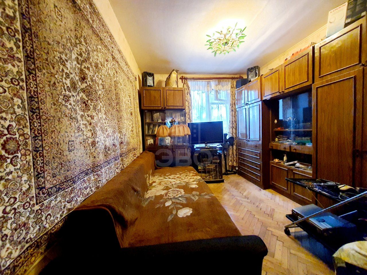 комната в Санкт-Петербурге по адресу: Тамбасова ул., 30, к 1