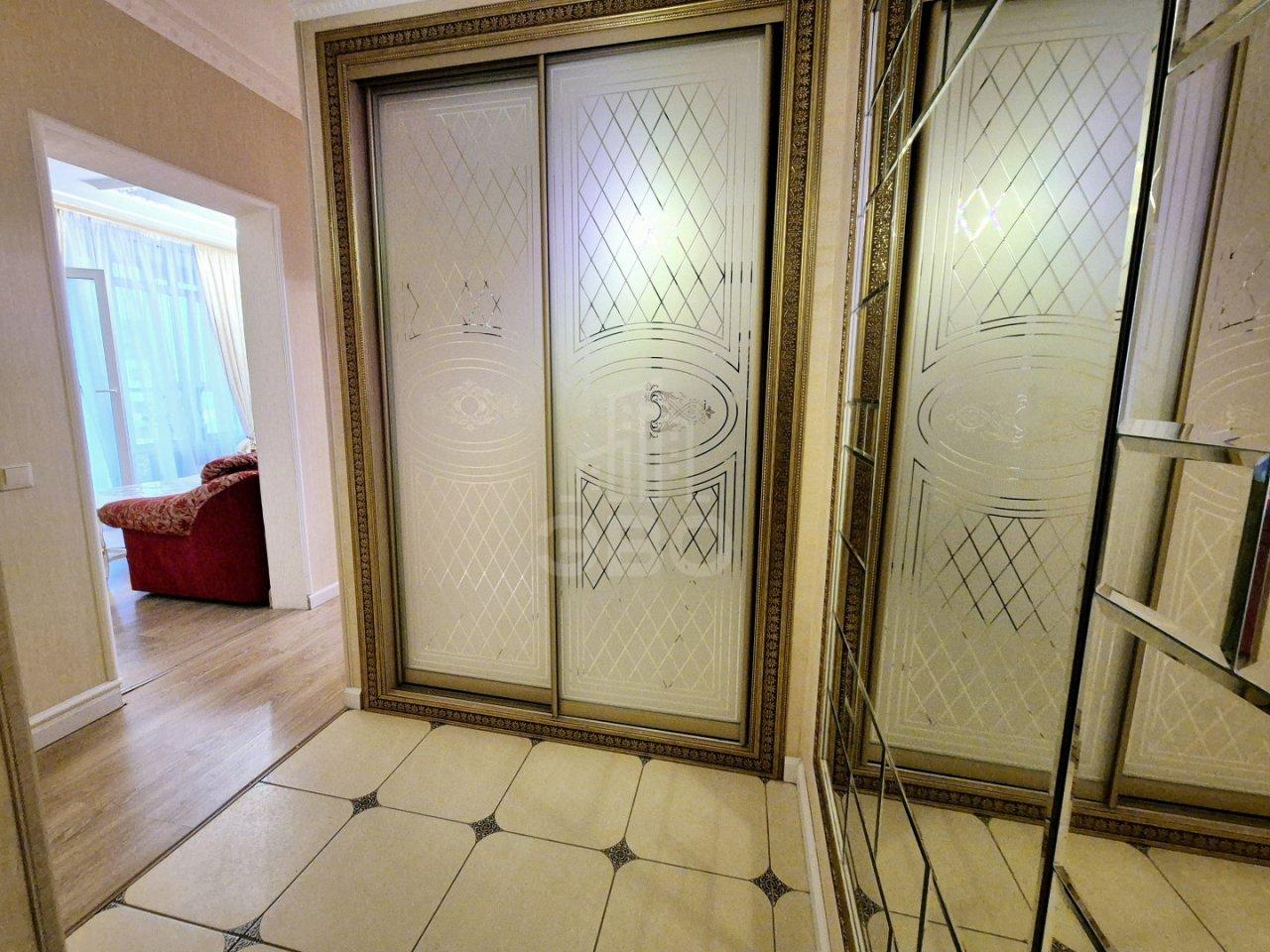 двухкомнатная квартира в Санкт-Петербурге по адресу: Просвещения проспект, 43, к 1