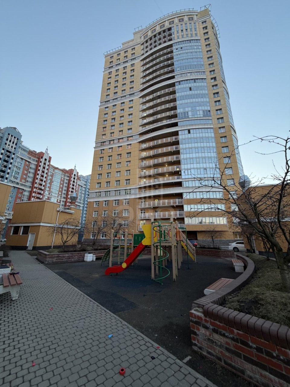 двухкомнатная квартира в Санкт-Петербурге по адресу: Просвещения проспект, 43, к 1