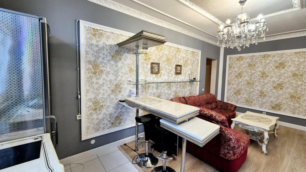 двухкомнатная квартира в Санкт-Петербурге по адресу: Просвещения проспект, 43, к 1