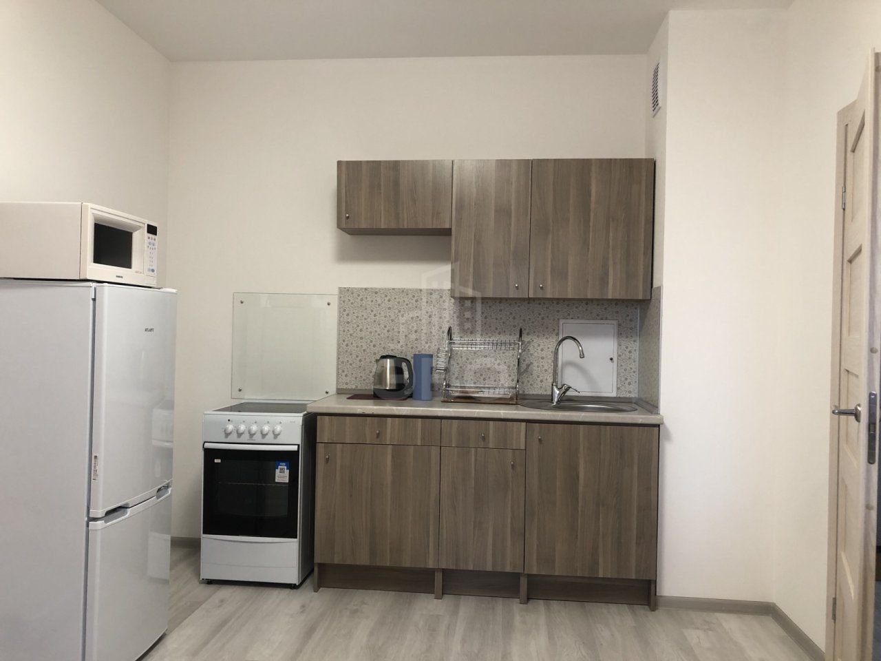 однокомнатная квартира в Санкт-Петербурге по адресу: Светлановский проспект, 8