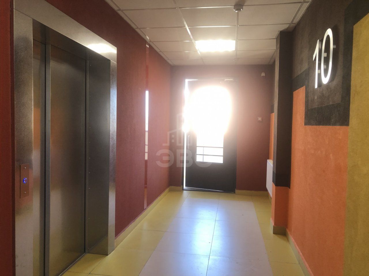 однокомнатная квартира в Санкт-Петербурге по адресу: Генерала Кравченко ул., 8