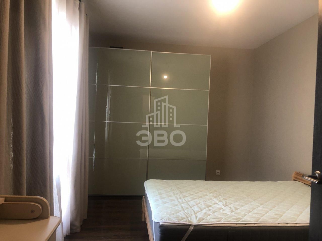 однокомнатная квартира в Санкт-Петербурге по адресу: Генерала Кравченко ул., 8