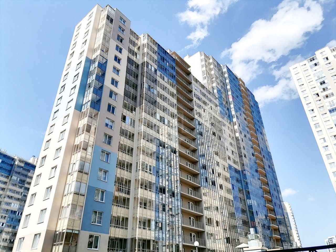 однокомнатная квартира в Санкт-Петербурге по адресу: Верхне-Каменская ул., 7, к 1, литера А