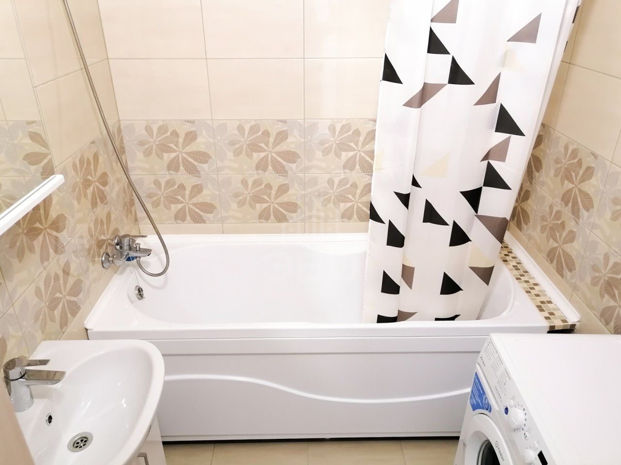 однокомнатная квартира в Санкт-Петербурге по адресу: Плесецкая ул., 16