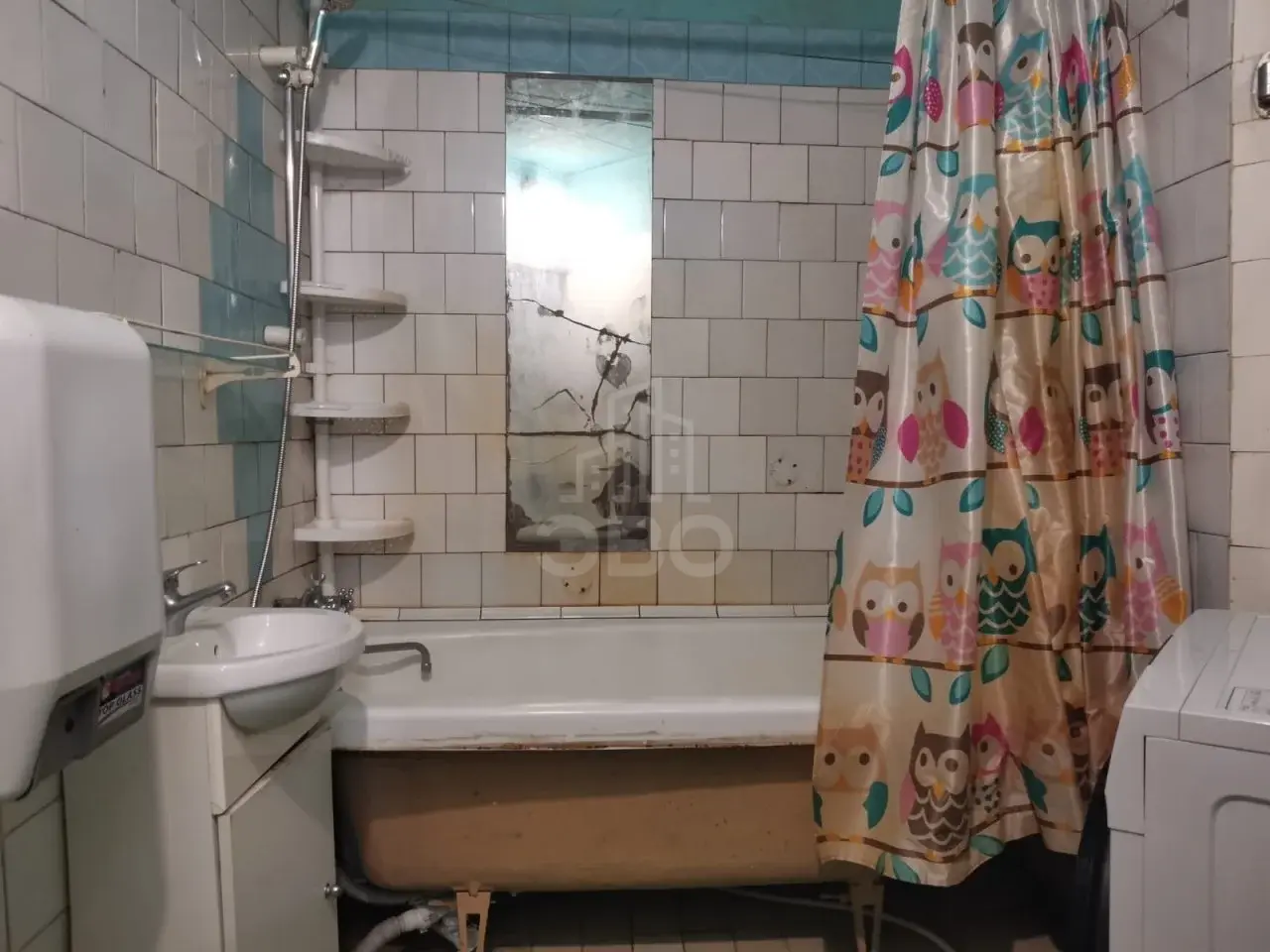 трехкомнатная квартира в Санкт-Петербурге по адресу: Стачек проспект, 105, к 2