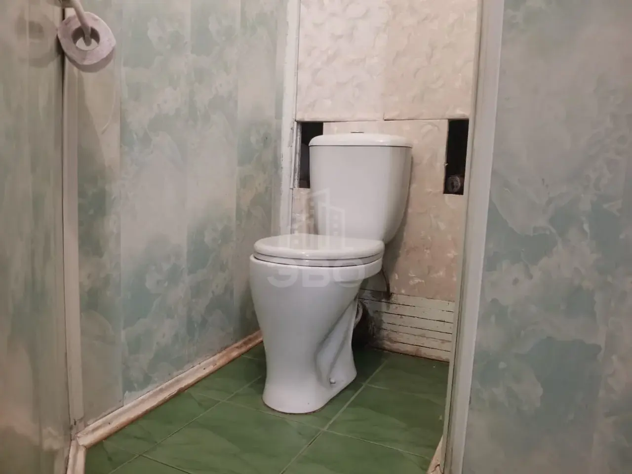 трехкомнатная квартира в Санкт-Петербурге по адресу: Стачек проспект, 105, к 2
