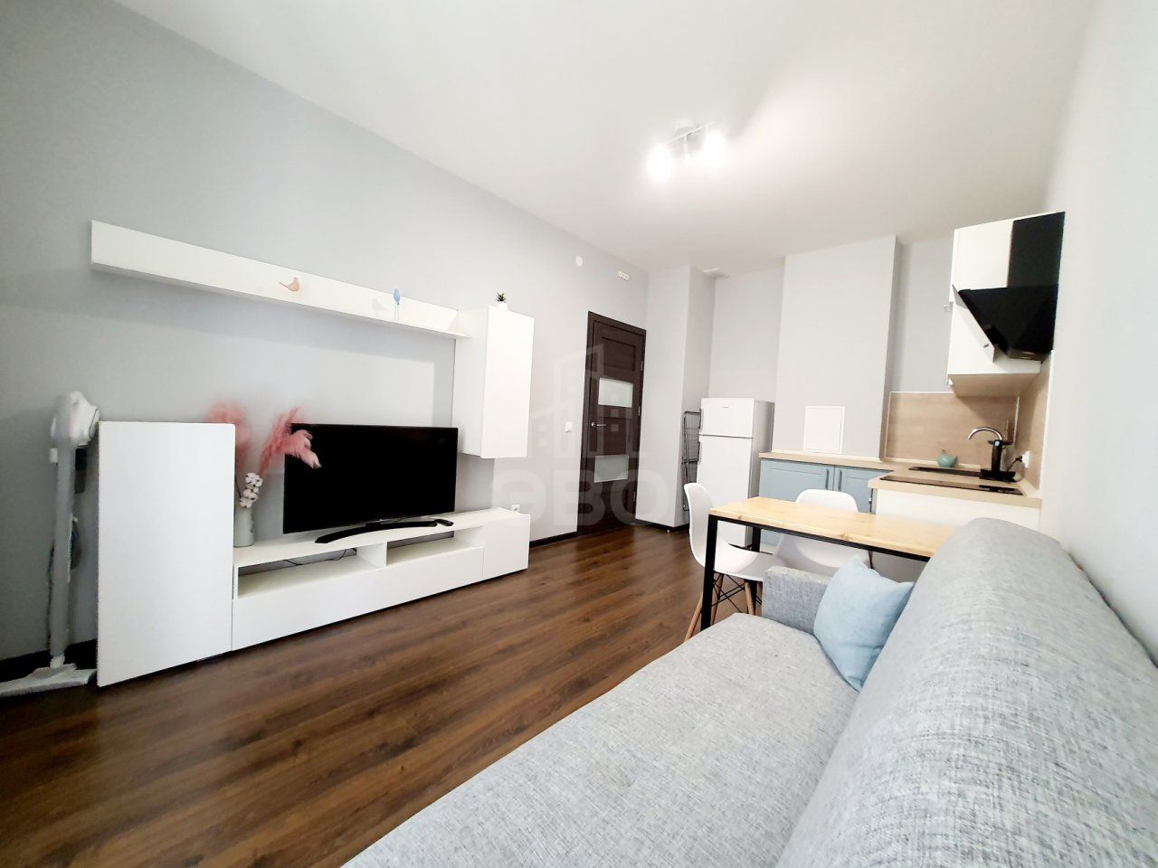 однокомнатная квартира в Санкт-Петербурге по адресу: Железнодорожный проспект, 14, к 1