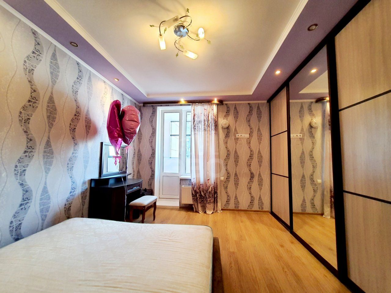 двухкомнатная квартира в Санкт-Петербурге по адресу: Мебельная ул., 19, к 2