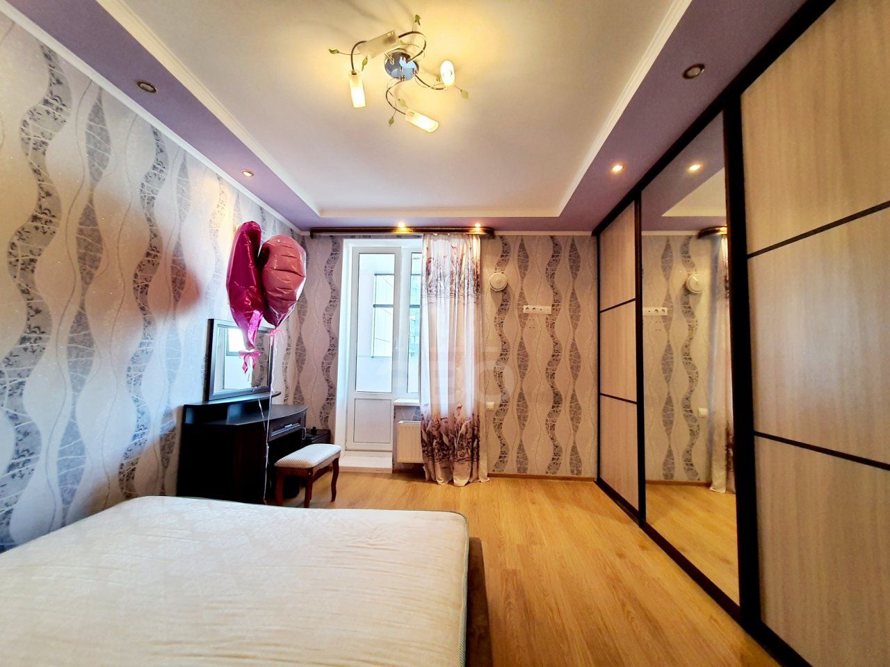 двухкомнатная квартира в Санкт-Петербурге по адресу: Мебельная ул., 19, к 2