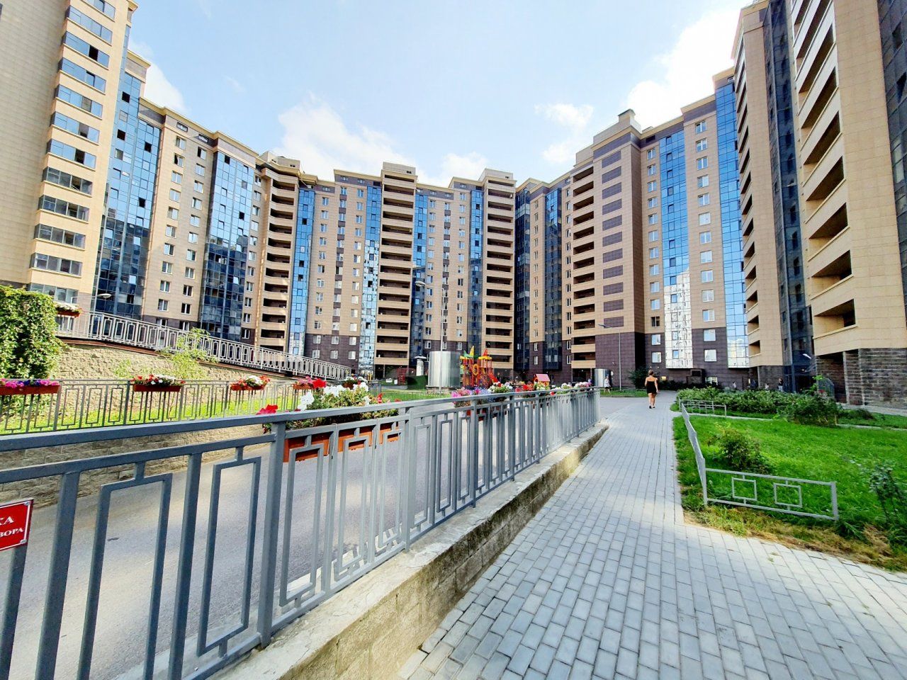 двухкомнатная квартира в Санкт-Петербурге по адресу: Мебельная ул., 19, к 2