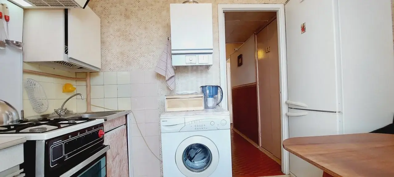 однокомнатная квартира в Санкт-Петербурге по адресу: Новороссийская ул., 22, к 1