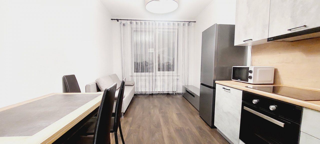 однокомнатная квартира в Санкт-Петербурге по адресу: Светлановский проспект, 8