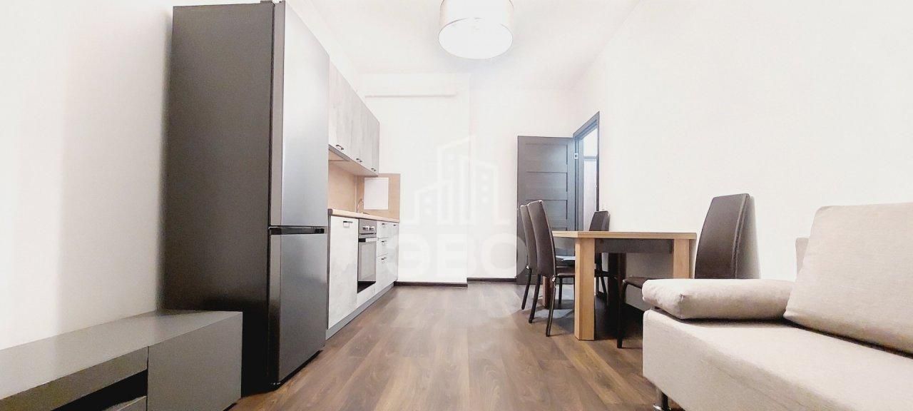 однокомнатная квартира в Санкт-Петербурге по адресу: Светлановский проспект, 8