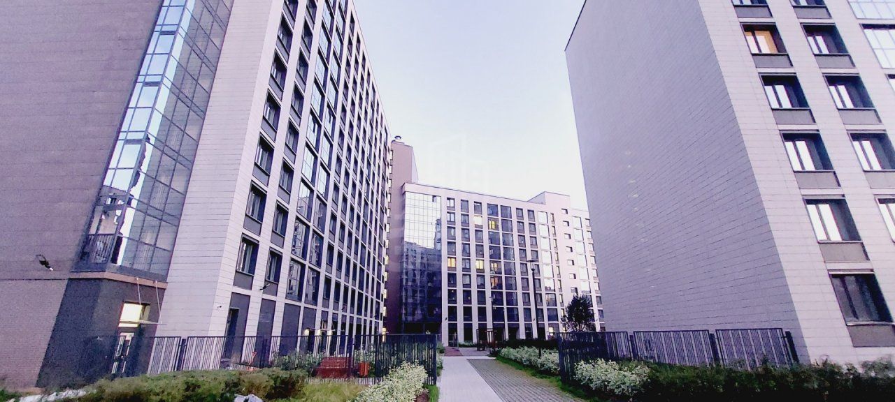 однокомнатная квартира в Санкт-Петербурге по адресу: Светлановский проспект, 8