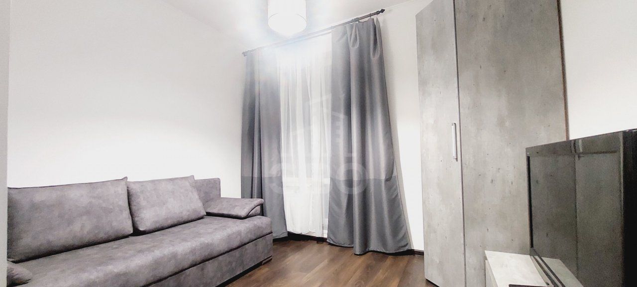 однокомнатная квартира в Санкт-Петербурге по адресу: Светлановский проспект, 8