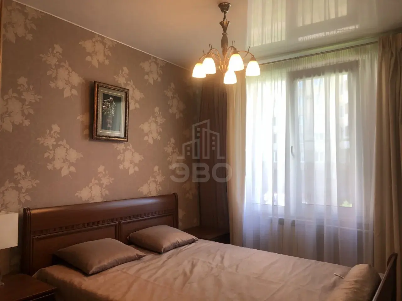 четырехкомнатная квартира в Санкт-Петербурге по адресу: Кубинская ул., 70, к 3