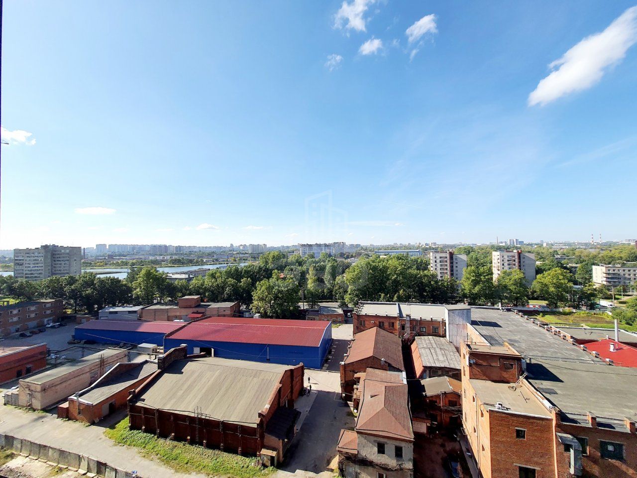 студия в Санкт-Петербурге по адресу: Железнодорожный проспект, 14, к 1