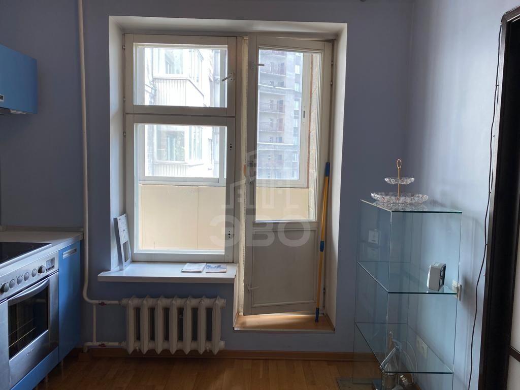 однокомнатная квартира в Санкт-Петербурге по адресу: Поликарпова аллея, 2