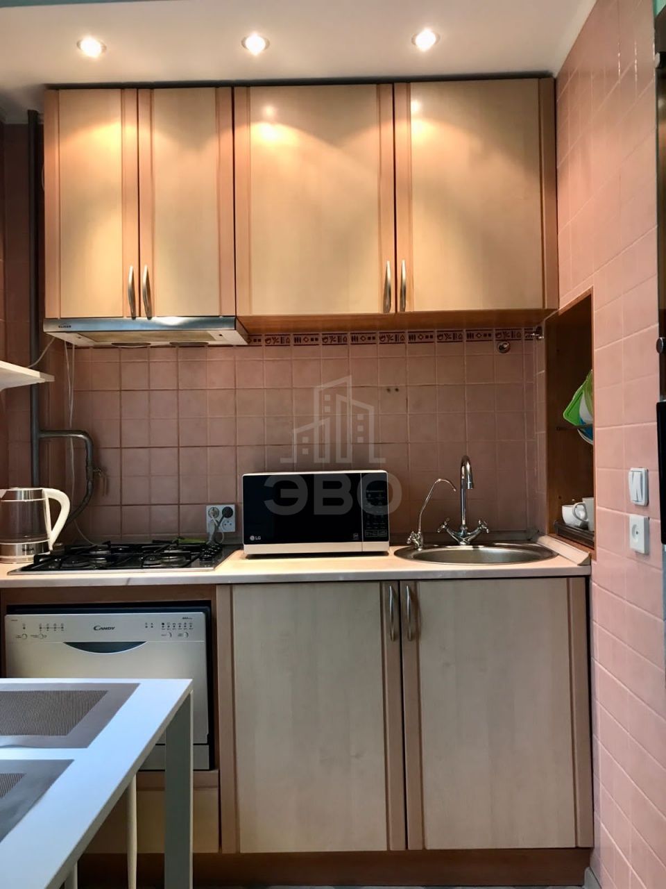 двухкомнатная квартира в Санкт-Петербурге по адресу: Грибакиных ул., 2, к 2